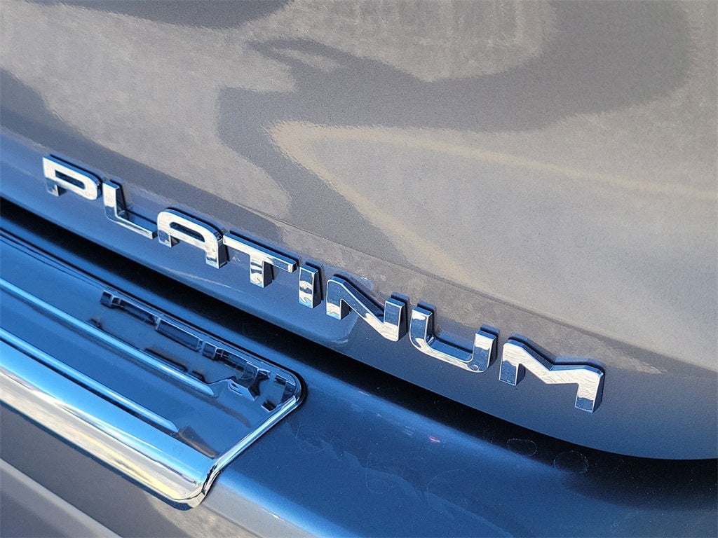 2026 Toyota Highlander Hybrid Hybrid Platinum