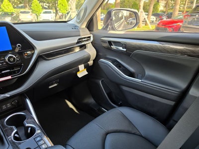 2026 Toyota Highlander Limited