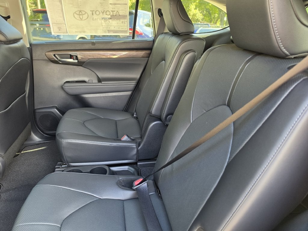 2026 Toyota Highlander Limited