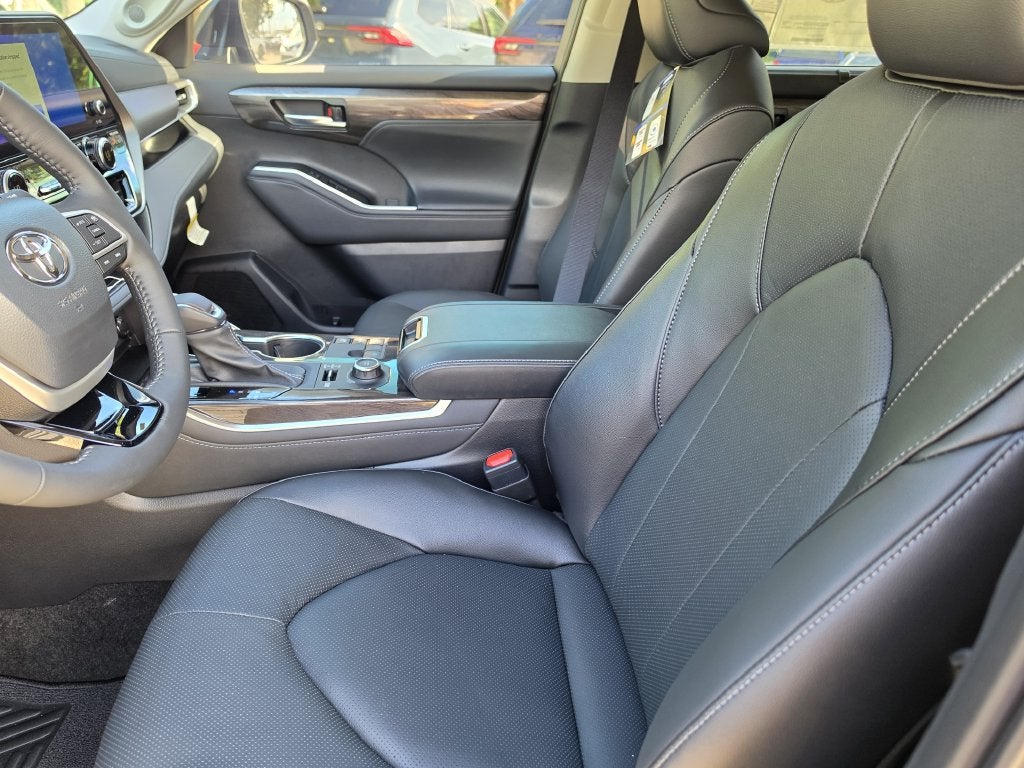 2026 Toyota Highlander Limited