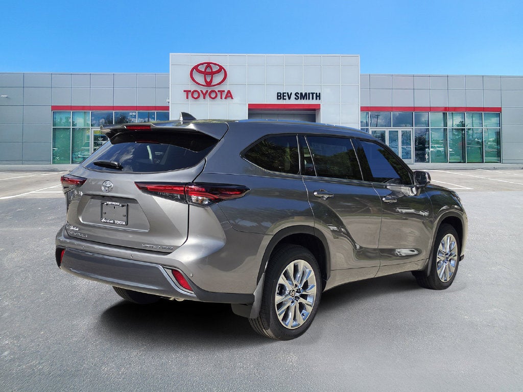 2026 Toyota Highlander Limited