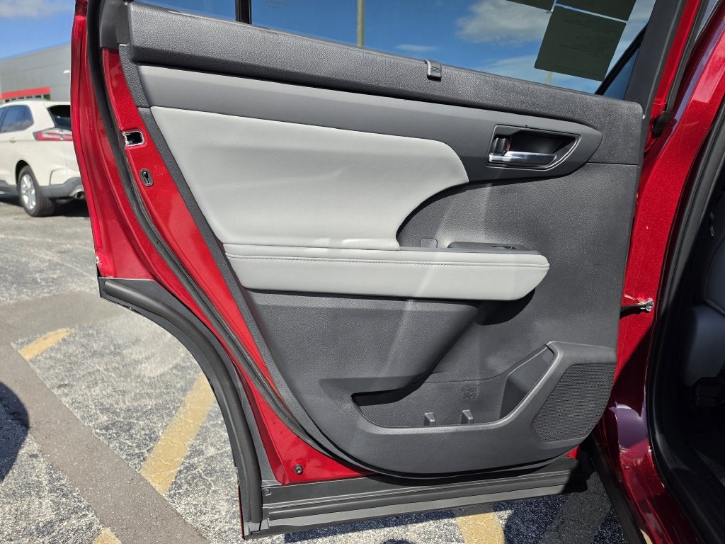 2026 Toyota Highlander XLE