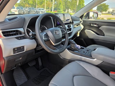 2026 Toyota Highlander XLE