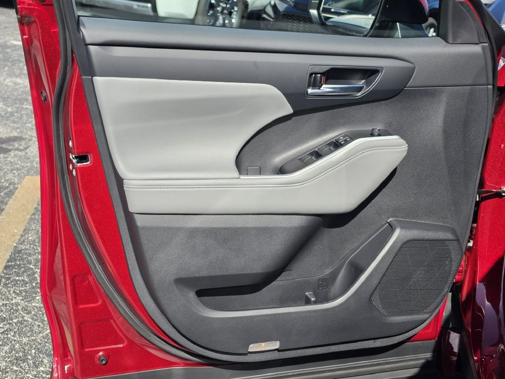 2026 Toyota Highlander XLE