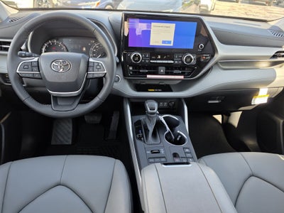 2026 Toyota Highlander XLE