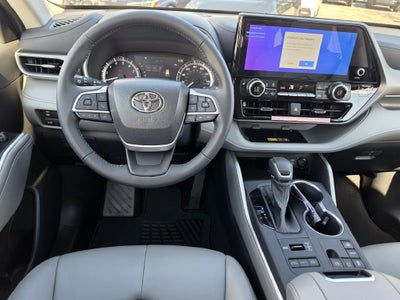 2026 Toyota Highlander XLE
