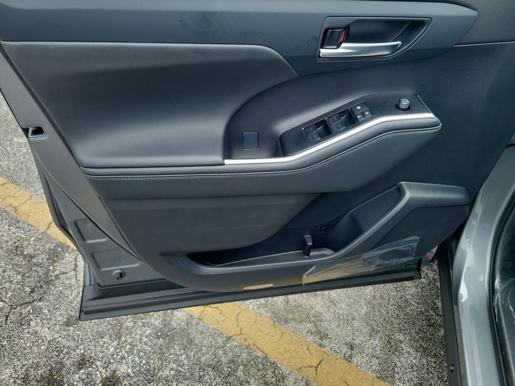 2026 Toyota Highlander XSE