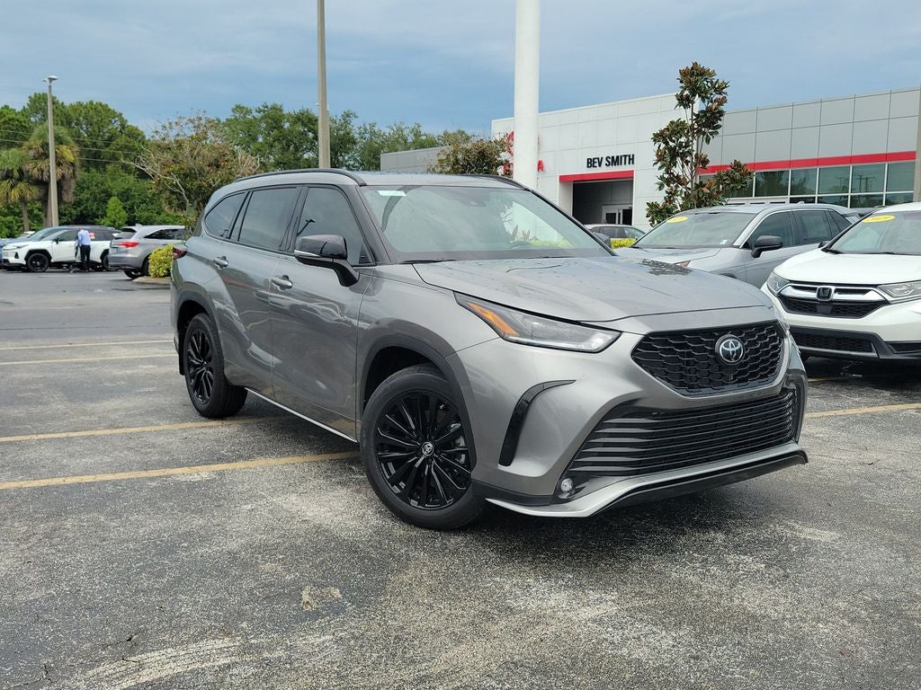 2026 Toyota Highlander XSE