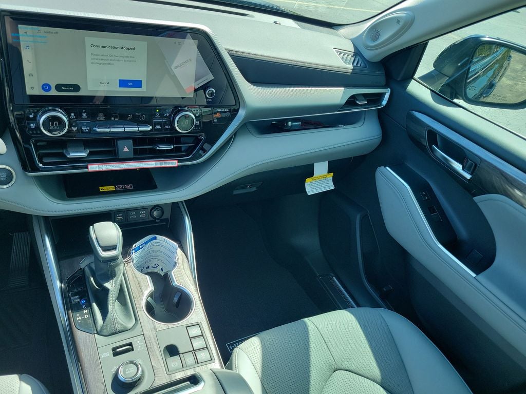 2026 Toyota Highlander Platinum