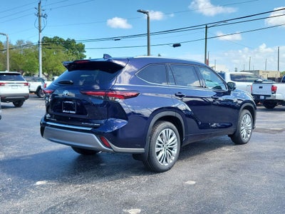 2026 Toyota Highlander Platinum