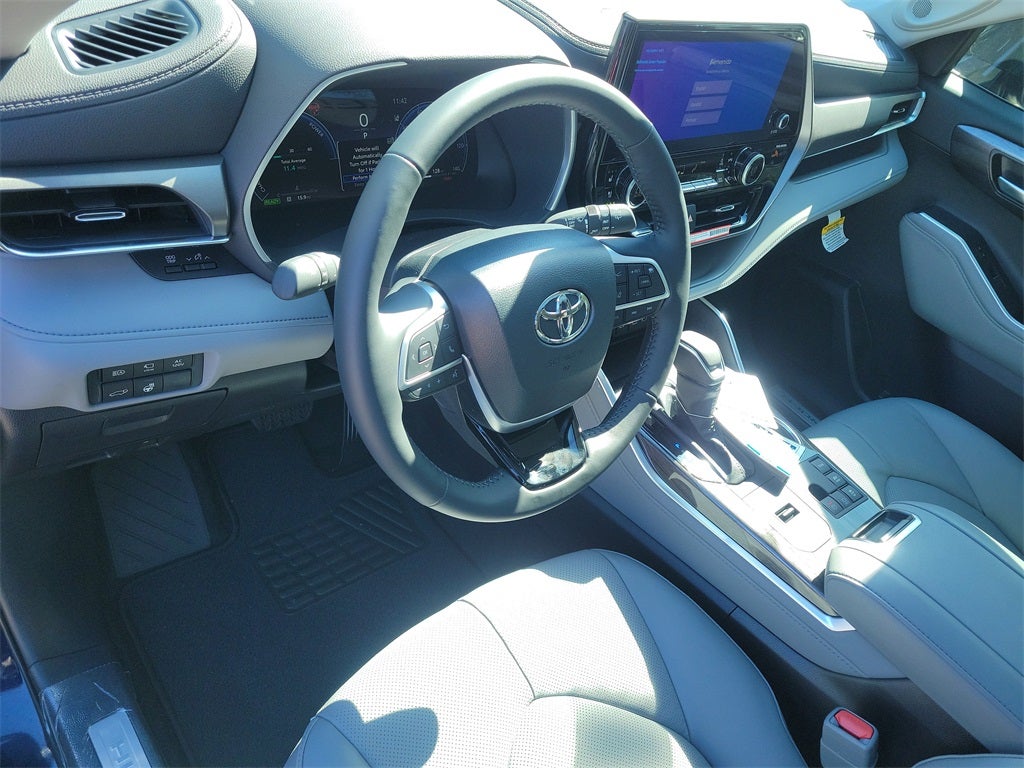 2026 Toyota Highlander Hybrid Hybrid Limited