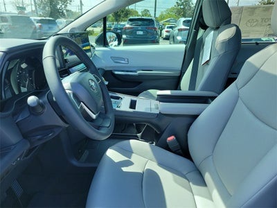2026 Toyota Sienna XLE