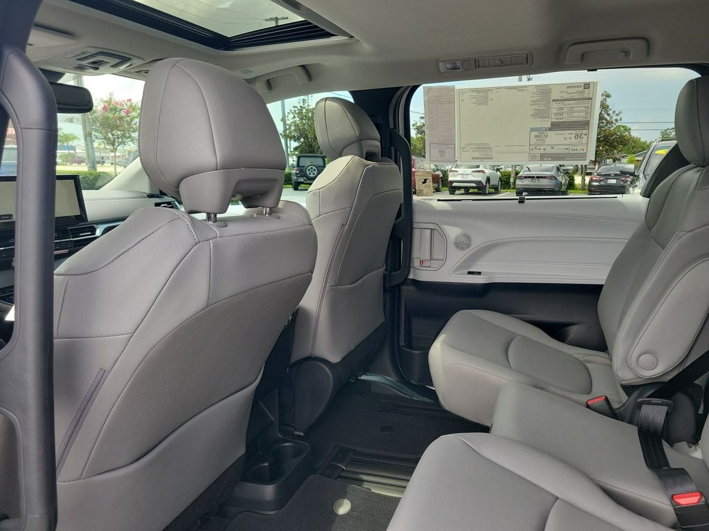 2026 Toyota Sienna XLE
