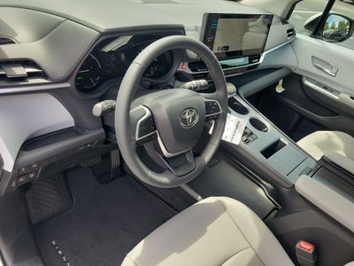2026 Toyota Sienna XLE
