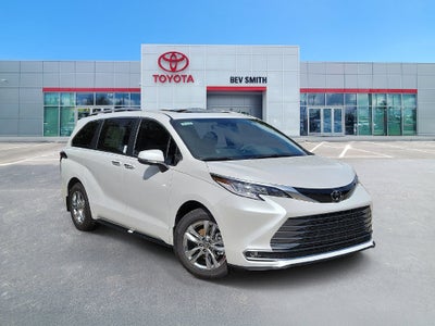 2026 Toyota Sienna Limited