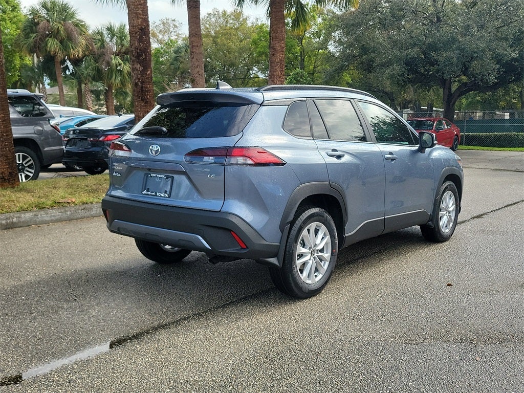 2026 Toyota Corolla Cross LE
