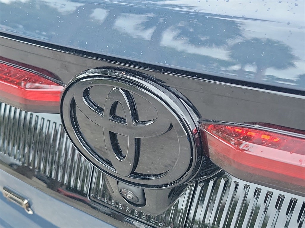 2026 Toyota Toyota Crown Nightshade