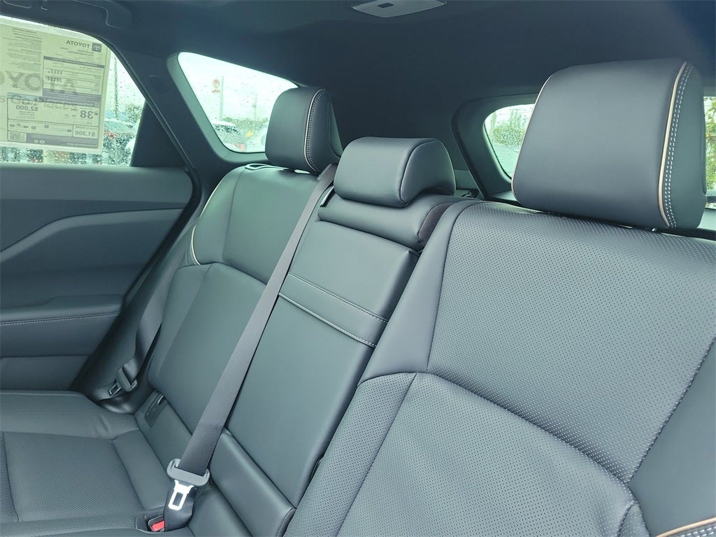 2026 Toyota Toyota Crown Signia Limited