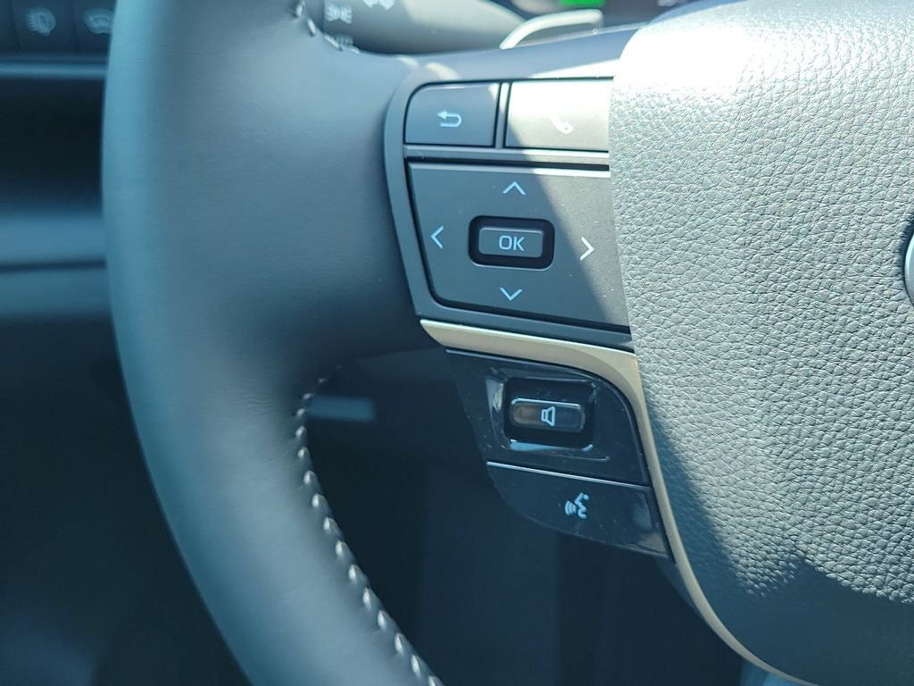 2026 Toyota Toyota Crown Signia Limited