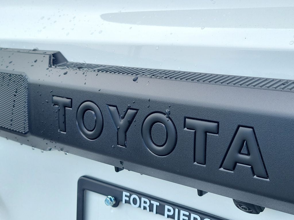 2026 Toyota 4Runner i-FORCE MAX TRD Off-Road Premium i-FORCE MAX