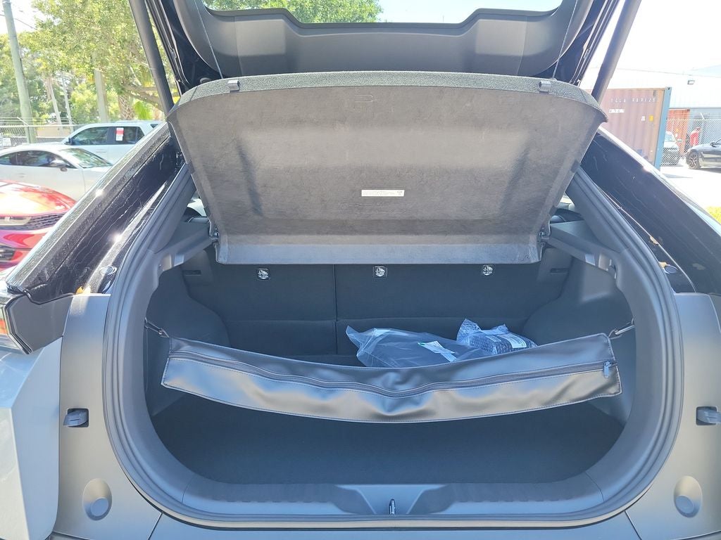 2026 Toyota C-HR XSE