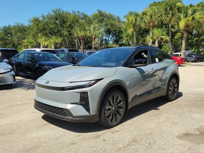 2026 Toyota C-HR XSE