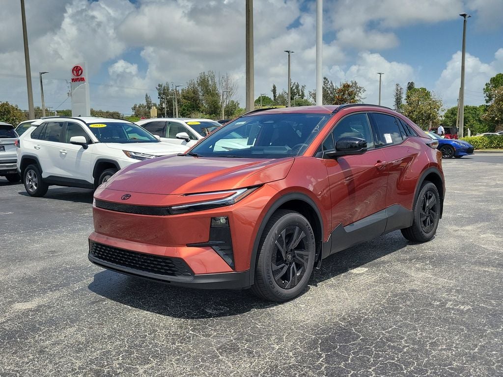 2026 Toyota C-HR SE