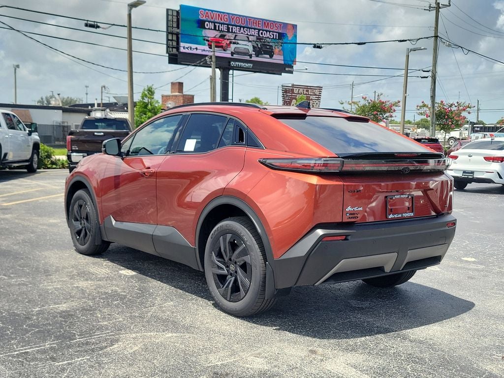 2026 Toyota C-HR SE