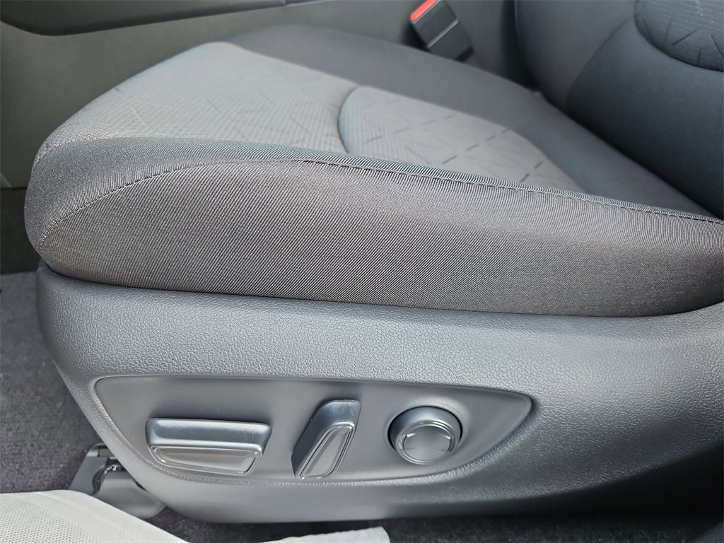 2025 Toyota RAV4 Hybrid Hybrid XLE