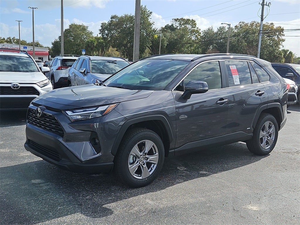 2025 Toyota RAV4 Hybrid Hybrid XLE