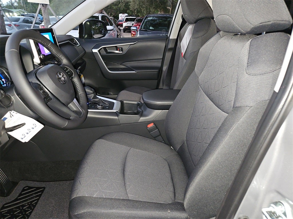 2025 Toyota RAV4 Hybrid Hybrid XLE