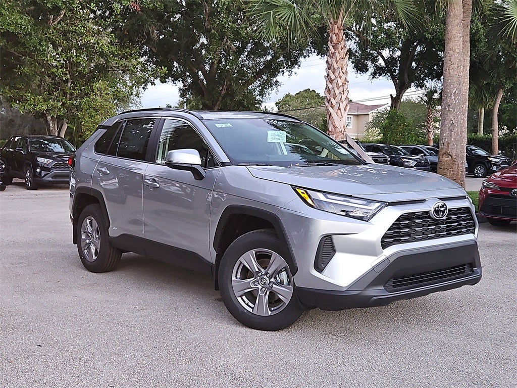2025 Toyota RAV4 Hybrid Hybrid XLE