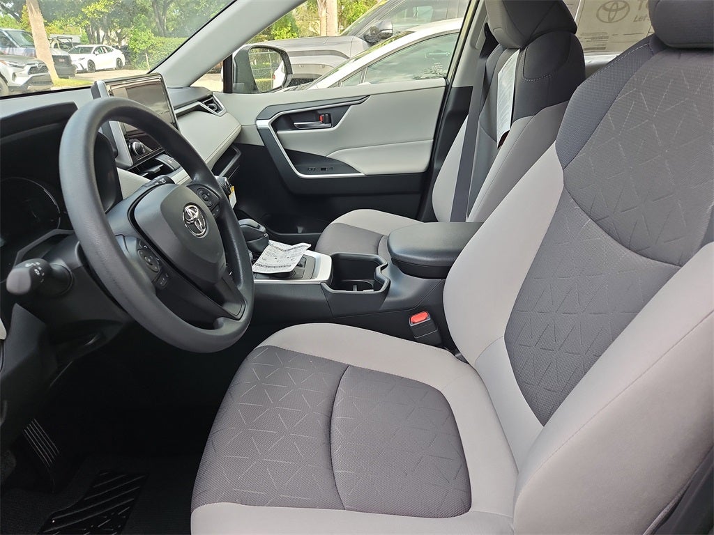 2025 Toyota RAV4 Hybrid Hybrid XLE