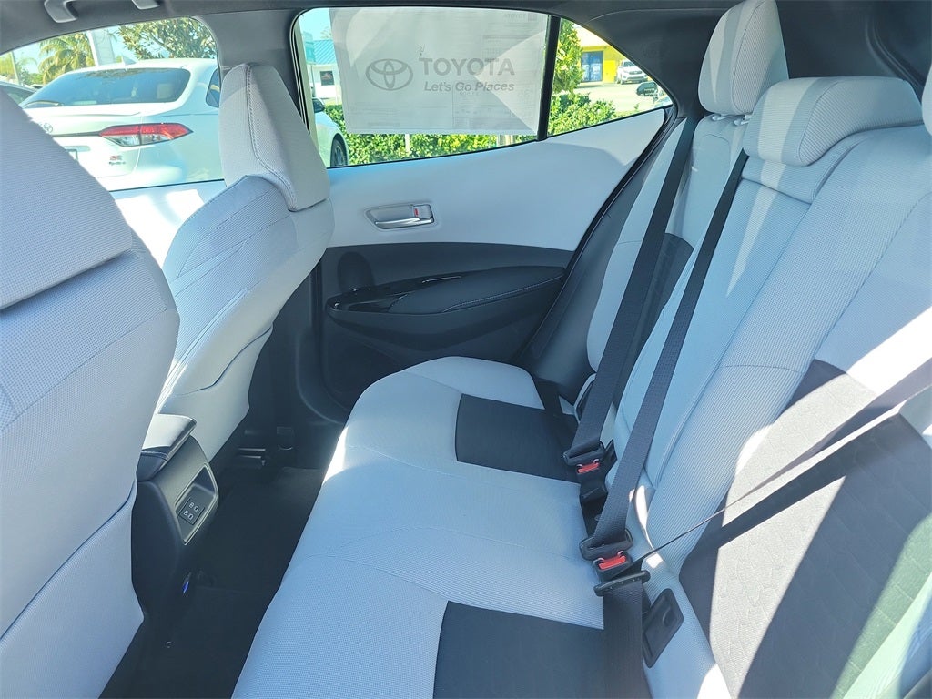 2026 Toyota Corolla Hatchback SE