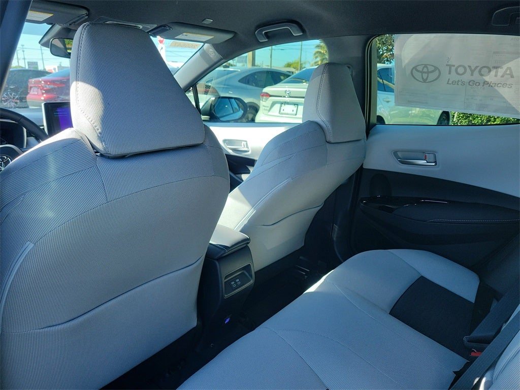 2026 Toyota Corolla Hatchback SE